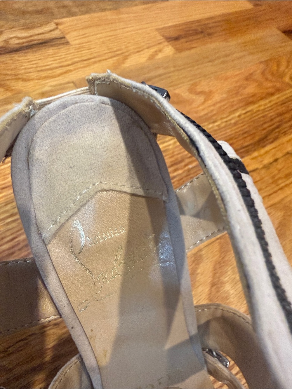 Christian Louboutin Beige Suede Platform Sandals with Black Trim - Picture 5 of 5